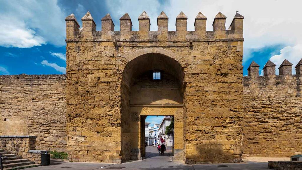 Barberia peluqueria puerta de Almodovar, medieval city gate